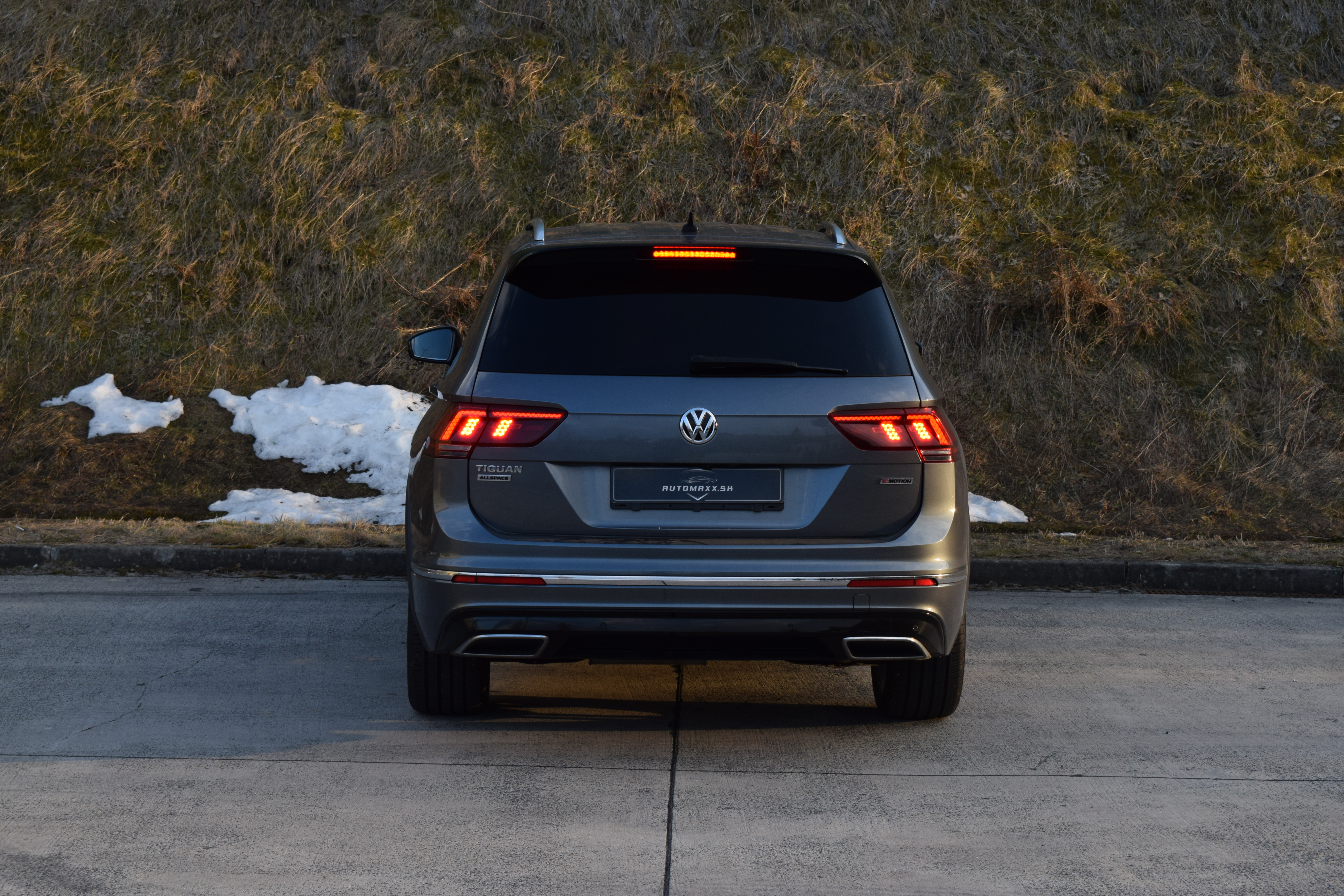 Volkswagen Tiguan Allspace R-line 2.0 TDi 4Motion